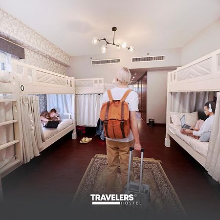 Travelers - Dubai Marina Hostel Екстериор снимка