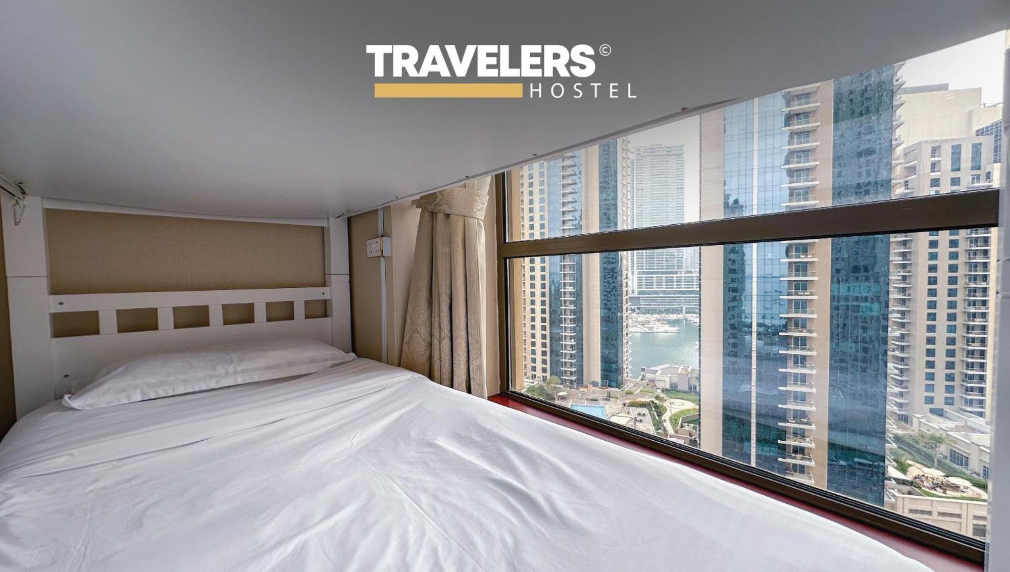Travelers - Dubai Marina Hostel Екстериор снимка