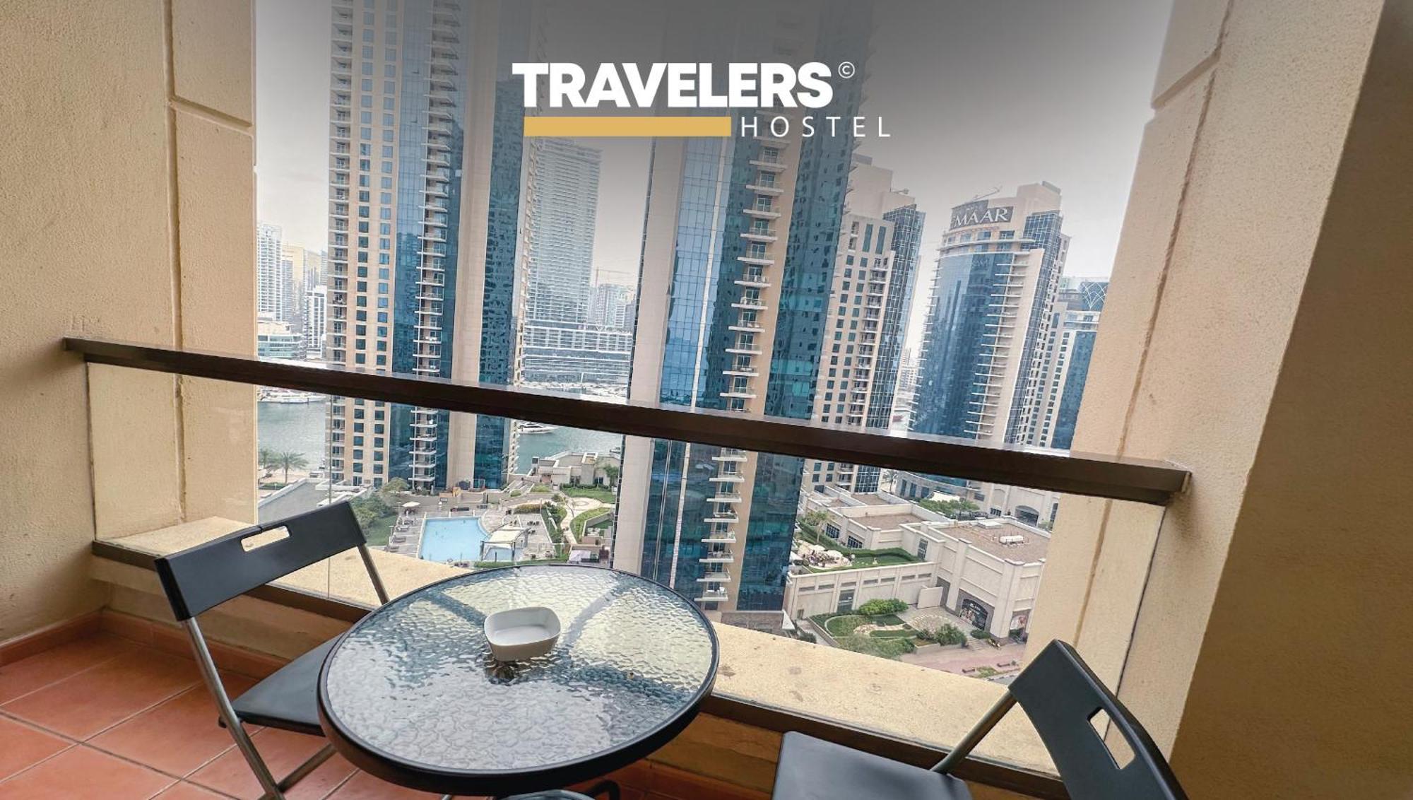 Travelers - Dubai Marina Hostel Екстериор снимка